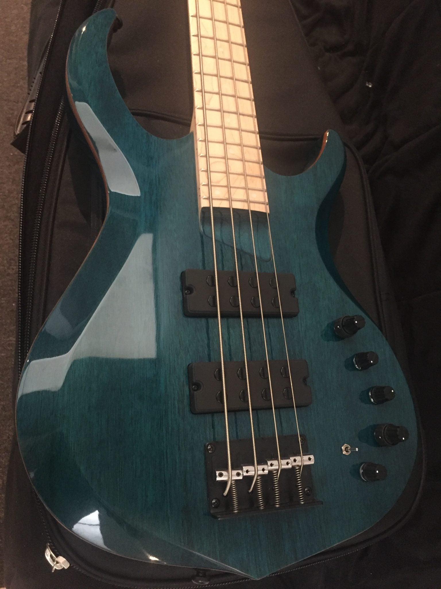 Sire Marcus M2